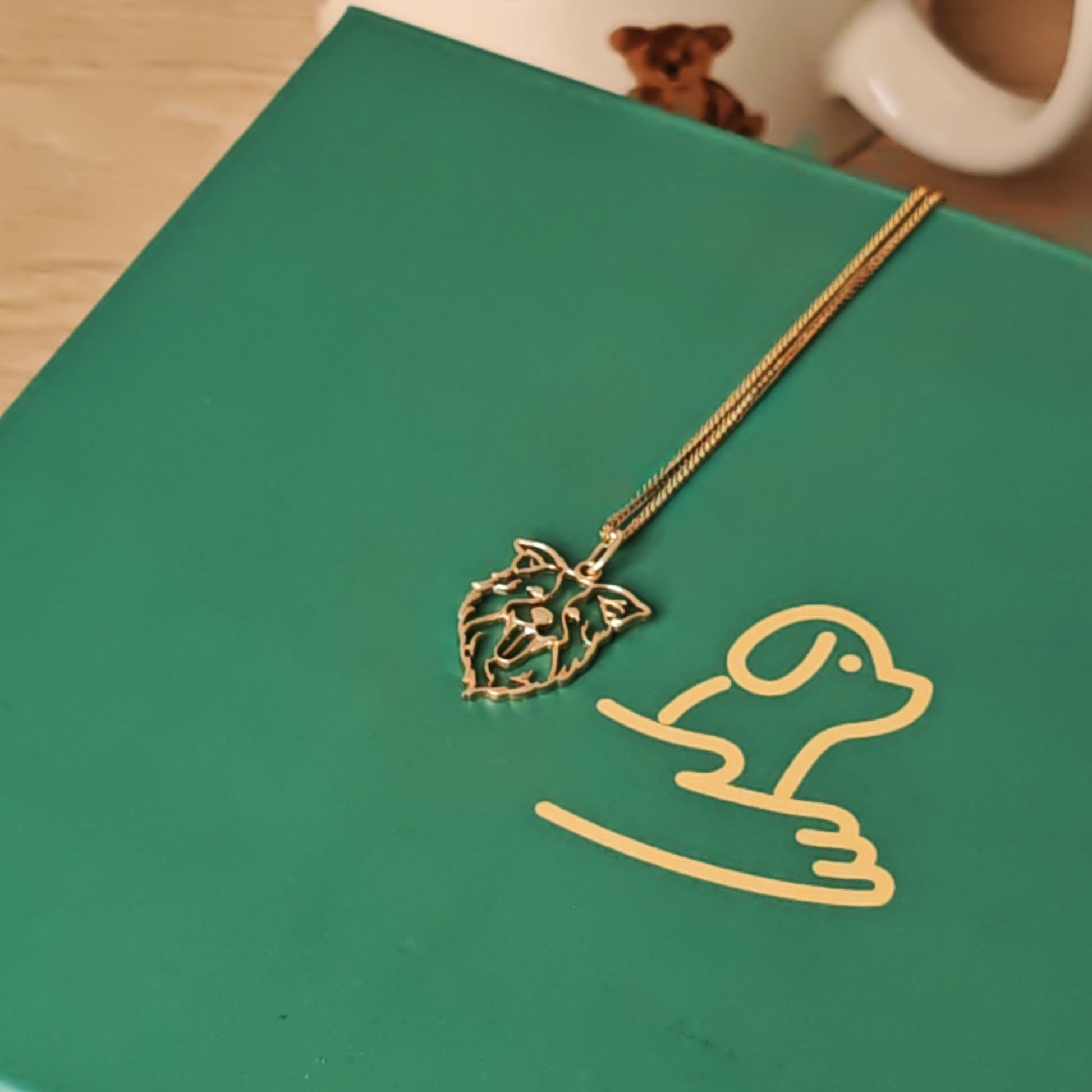 Custom Openwork Line Pendant